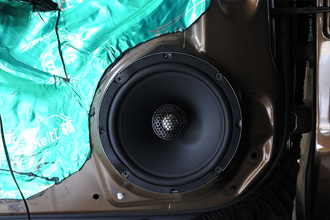 提高驾驶乐趣 车改坊汽车影音连锁本田杰德改装