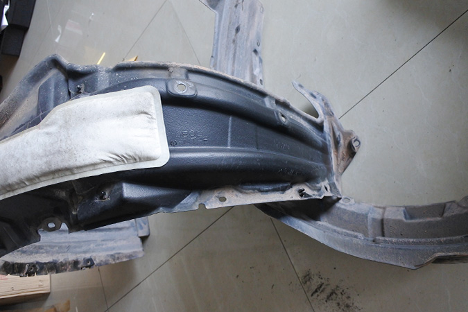 降噪王降低50%噪音 车改坊汽车影音连锁雷克萨斯