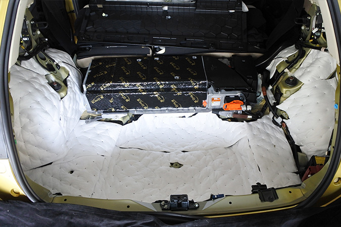 降噪王降低50%噪音 车改坊汽车影音连锁雷克萨斯