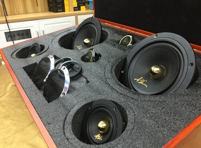 帅炸整条街！上海音豪大众途观改装Hybrid Audio、