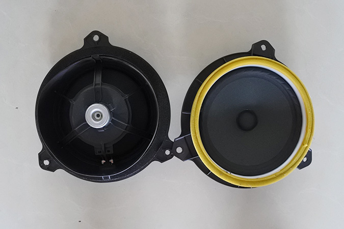 追求的步伐永不停止 车改坊汽车影音连锁丰田锐