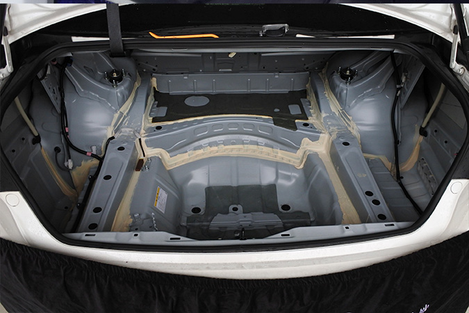 全面升级 车改坊汽车影音连锁丰田皇冠改装ETO