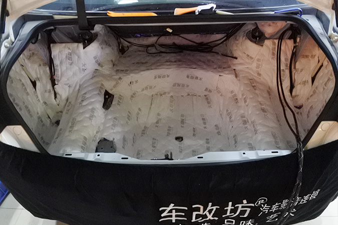 全面升级 车改坊汽车影音连锁丰田皇冠改装ETO