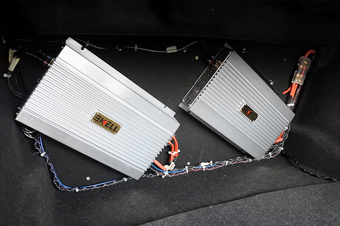 全面升级 车改坊汽车影音连锁丰田皇冠改装ETO