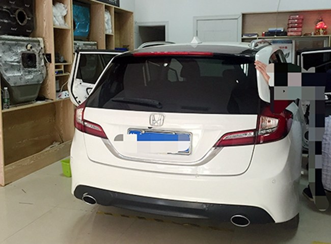 音响有病就得治 车改坊汽车影音连锁本田杰德改