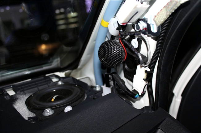 我好想你 武汉歌德丰田霸道改装ETON和斯派朗音响