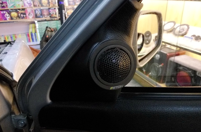 做历史的缔造者 车改坊汽车影音连锁大众捷达改