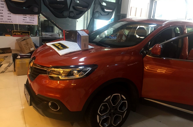 御剑江湖 车改坊汽车影音连锁雷诺科雷嘉改装霸