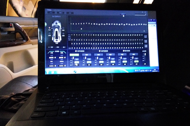 有音乐有动力 车改坊汽车影音连锁起亚智跑改装