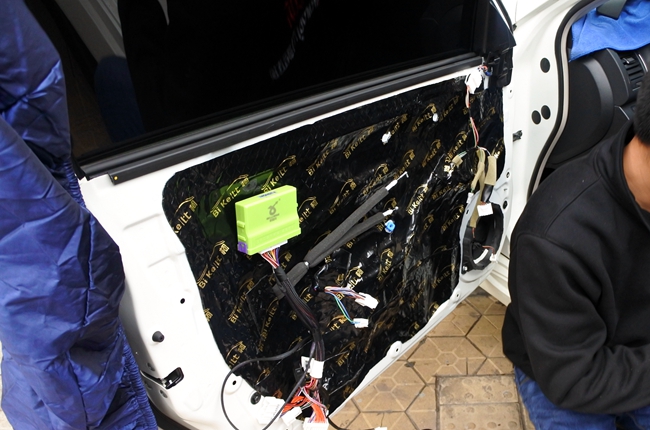 音乐之巅 车改坊汽车影音连锁日产天籁改装TEC、