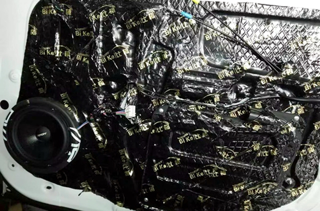 就是这么自信 车改坊汽车影音连锁三菱欧蓝德改