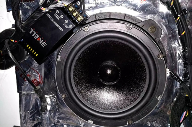 意想不到的惊喜 车改坊汽车影音连锁起亚K5改装