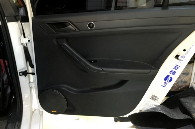 嘿！你的圣诞礼物来了 景洪俊昌荣大众捷达改装