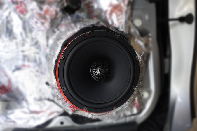 PERFECT音质 车改坊汽车影音连锁马自达3改装ETON、