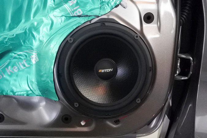 低配变高配 车改坊汽车影音连锁本田哥瑞改装