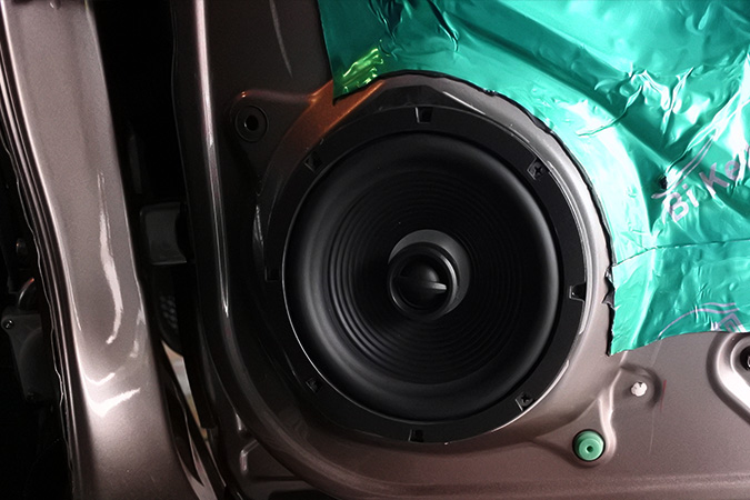 低配变高配 车改坊汽车影音连锁本田哥瑞改装