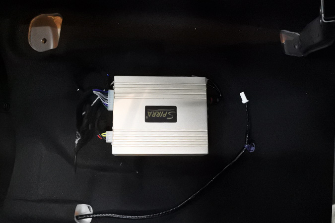 低配变高配 车改坊汽车影音连锁本田哥瑞改装