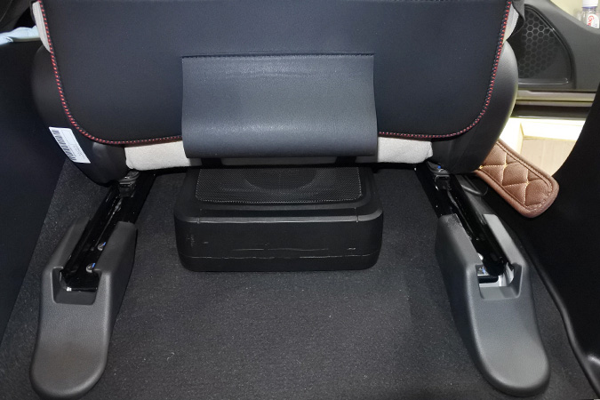 低配变高配 车改坊汽车影音连锁本田哥瑞改装