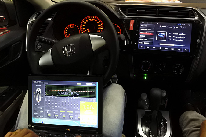 低配变高配 车改坊汽车影音连锁本田哥瑞改装