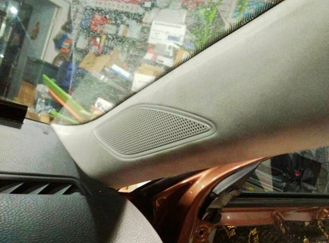 随时随地享受乐 车改坊汽车影音连锁大众凌渡改