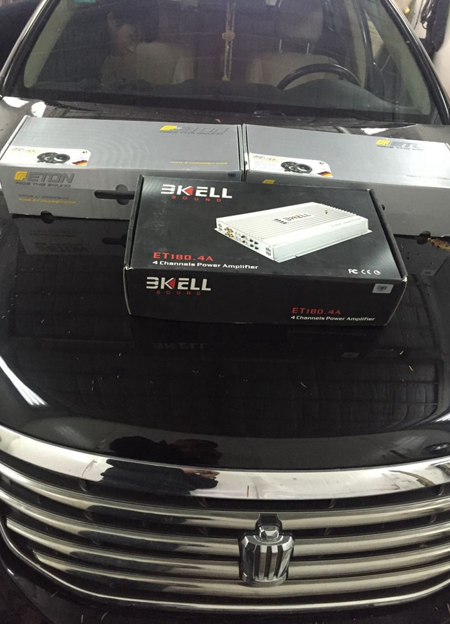 画风醇正 车改坊汽车影音连锁丰田皇冠改装ETO