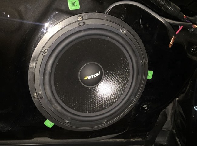 画风醇正 车改坊汽车影音连锁丰田皇冠改装ETO