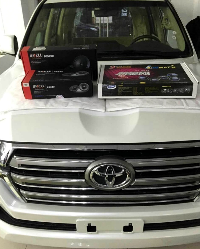 保持清醒 车改坊汽车影音连锁丰田霸道改装美国