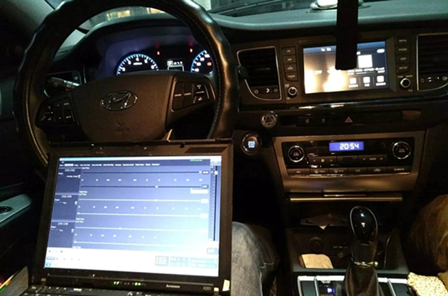 奋勇直追 车改坊汽车影音连锁现代名图改装德国