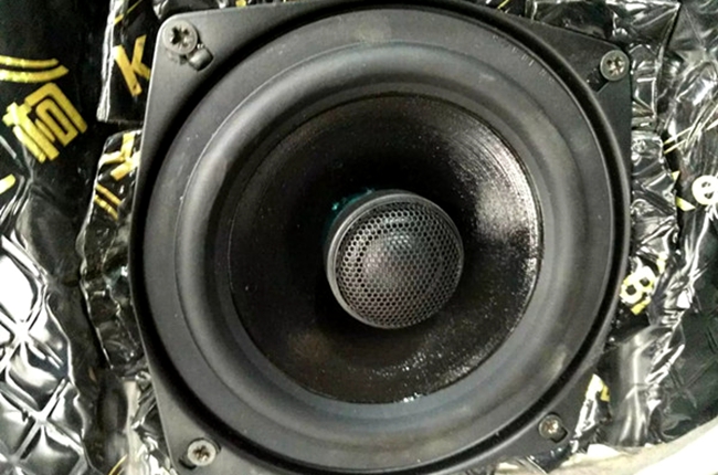 全民听音乐 车改坊汽车影音连锁雪铁龙爱丽舍二