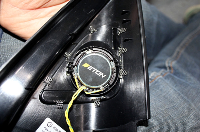 豪情万丈 武汉歌德宝马3系改装ETON和ARC音响