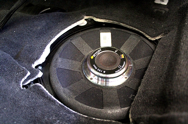 豪情万丈 武汉歌德宝马3系改装ETON和ARC音响