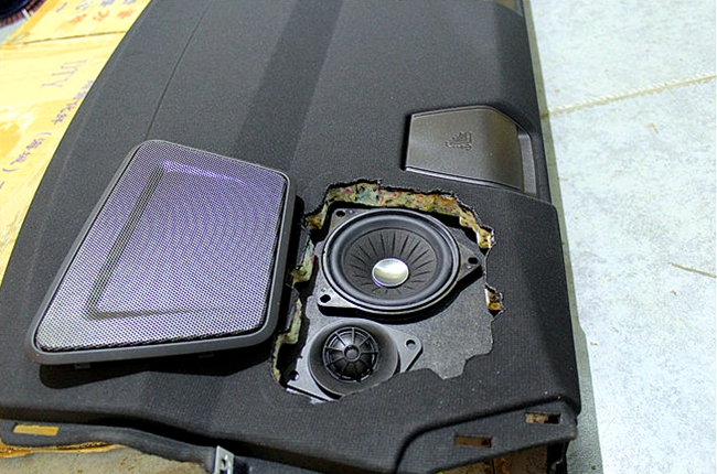 豪情万丈 武汉歌德宝马3系改装ETON和ARC音响