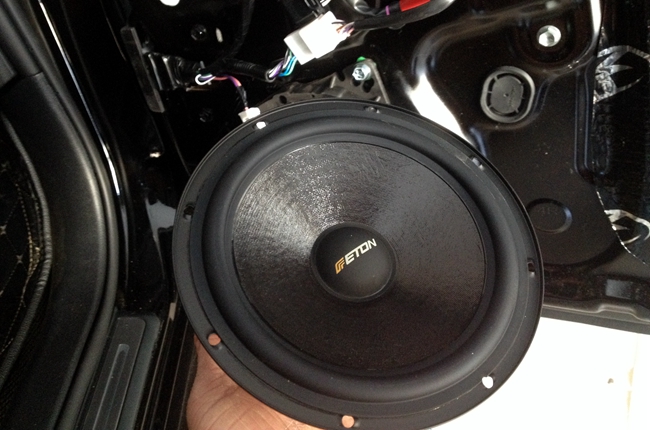 非一般惊喜 唐山乐畅丰田皇冠改装ETON和霸克音响