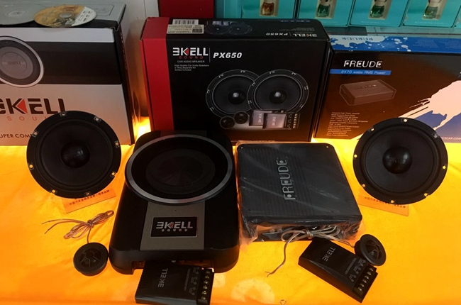 清风明月任君赏 景洪俊昌荣丰田卡罗拉改装霸克