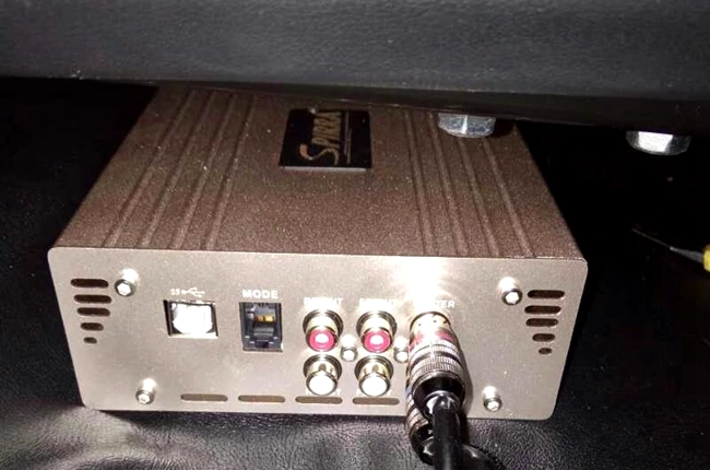 有音乐满血复活 车改坊汽车影音连锁汉兰达改装