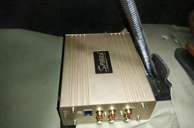 微笑着唱生活之歌 新疆车佳坊丰田汉兰达改装