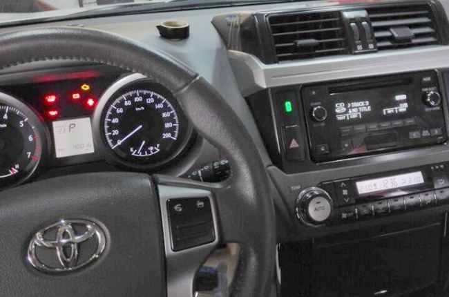 美音加持怎会不心动 车改坊汽车影音连锁丰田霸