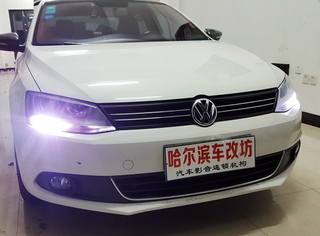 征服星辰大海 车改坊汽车影音连锁大众速腾改装