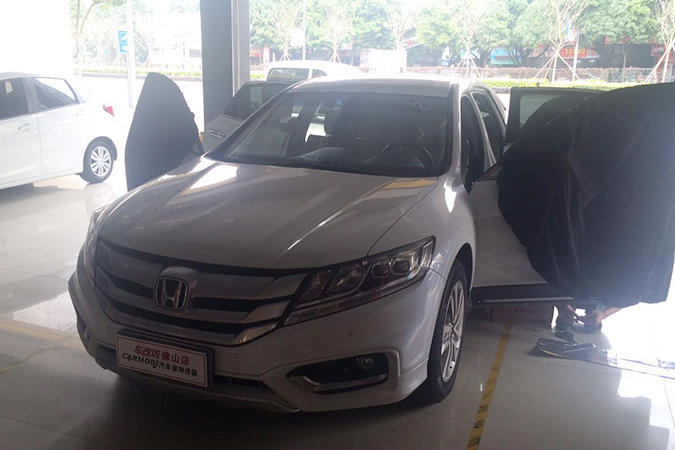 音响改装势在必行 车改坊汽车影音连锁本田歌诗