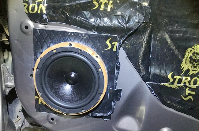 悦耳的音乐 景洪俊昌荣江铃驭胜改装美国霸克汽