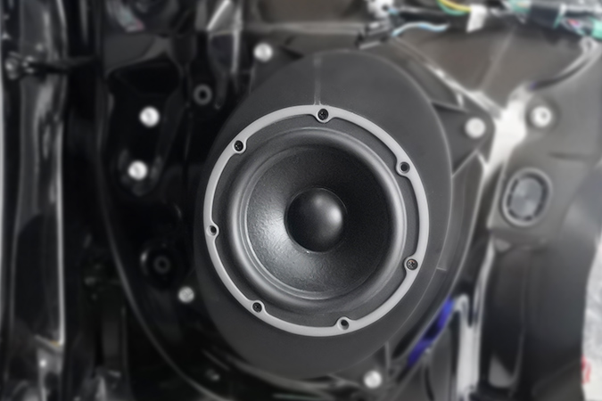 谁都阻挡不了 车改坊汽车影音连锁丰田凯美瑞改