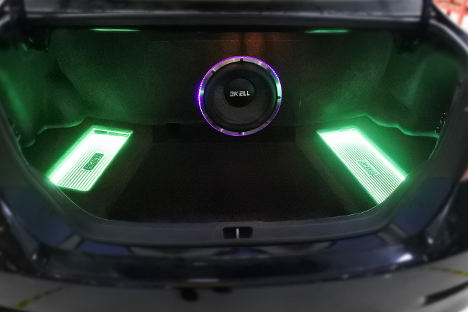 谁都阻挡不了 车改坊汽车影音连锁丰田凯美瑞改