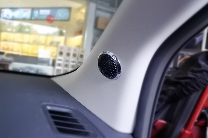 听音乐就是一种享受 车改坊汽车影音连锁日产骐