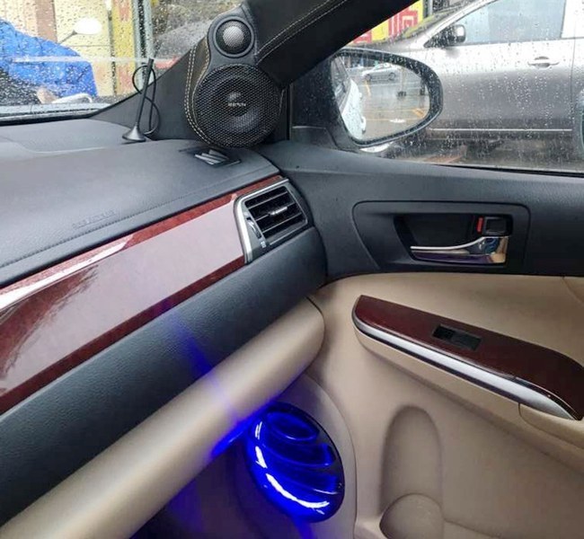 音乐给你回答 车改坊汽车影音连锁丰田凯美瑞改