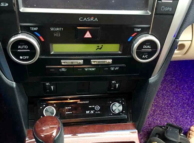 音乐给你回答 车改坊汽车影音连锁丰田凯美瑞改