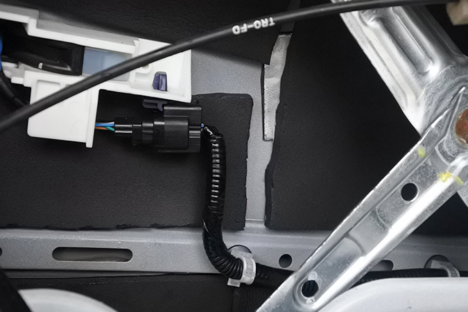 中西合璧造佳音 车改坊汽车影音连锁本田思域改