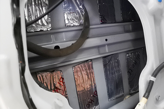 醉了醉了 车改坊汽车影音连锁比亚迪F3改装意大