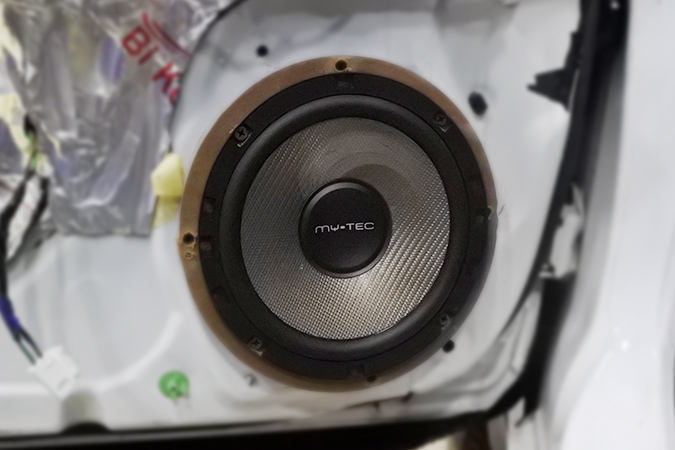 醉了醉了 车改坊汽车影音连锁比亚迪F3改装意大