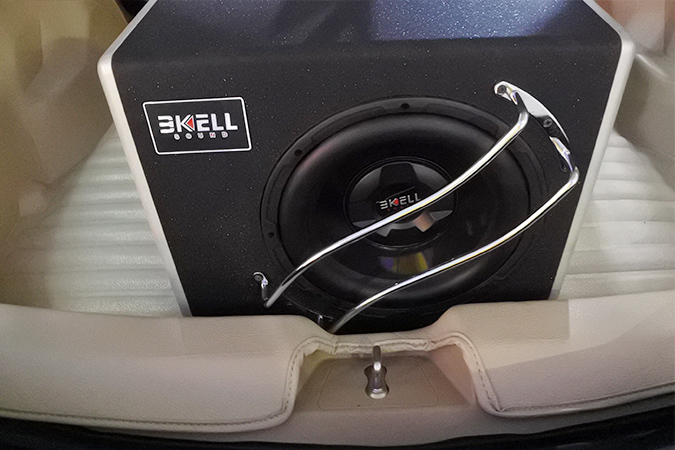 简直爽爆了 车改坊汽车影音连锁宝骏730改装TEC和