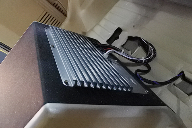 简直爽爆了 车改坊汽车影音连锁宝骏730改装TEC和